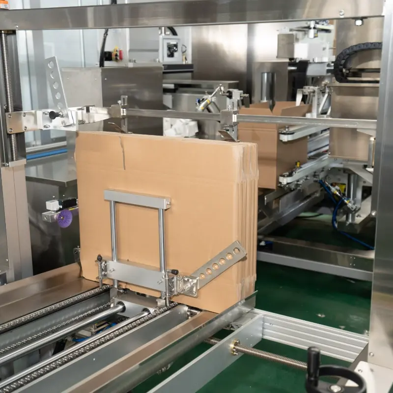 Linear KZF 550R2 Yamaha Robot Case Packer for Efficient Loading 4