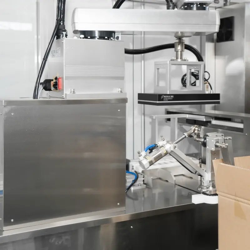 Linear KZF 550R2 Yamaha Robot Case Packer for Efficient Loading 6