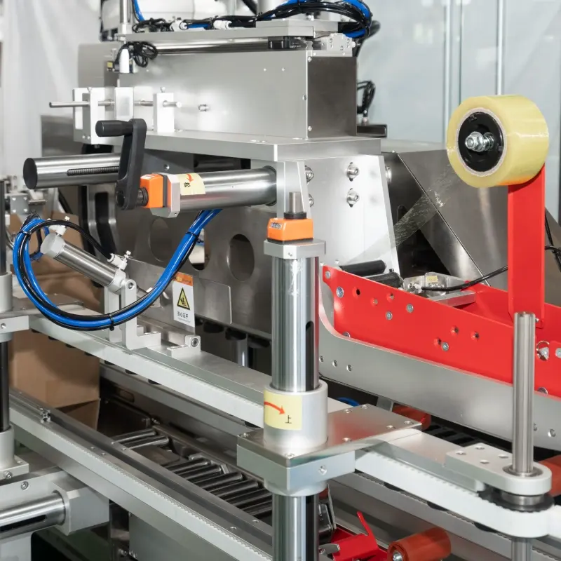 Linear KZF 550R2 Yamaha Robot Case Packer for Efficient Loading 8