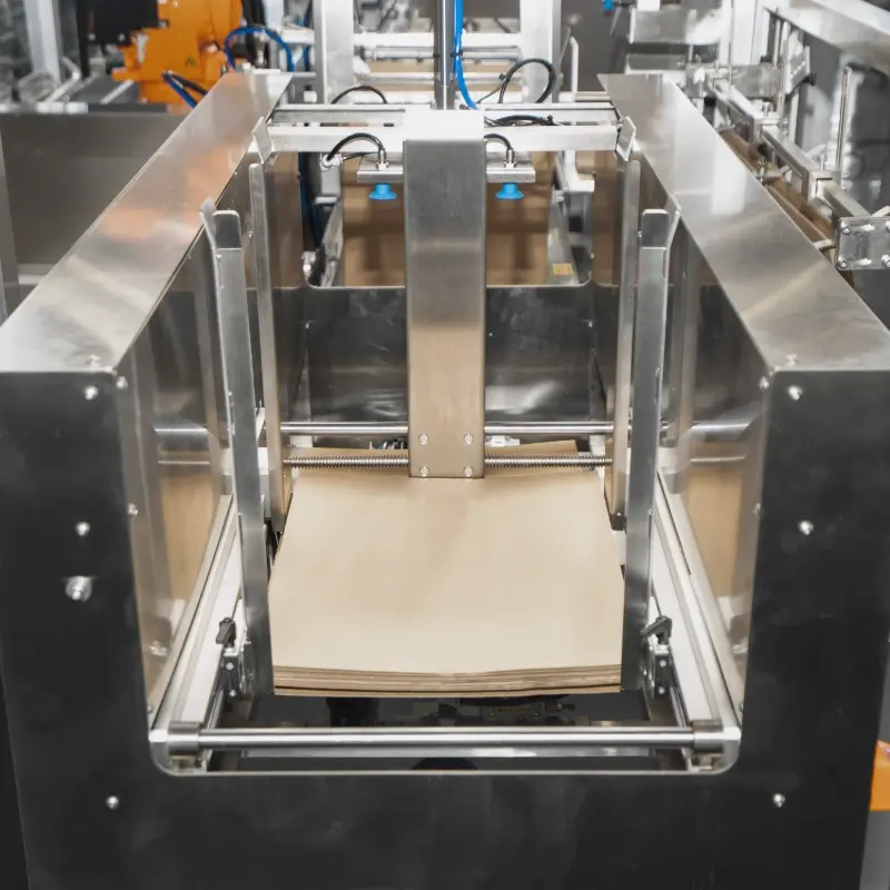 Robotic KZF 550R1 Kuka Based Case Packer for Automated Packaging 9